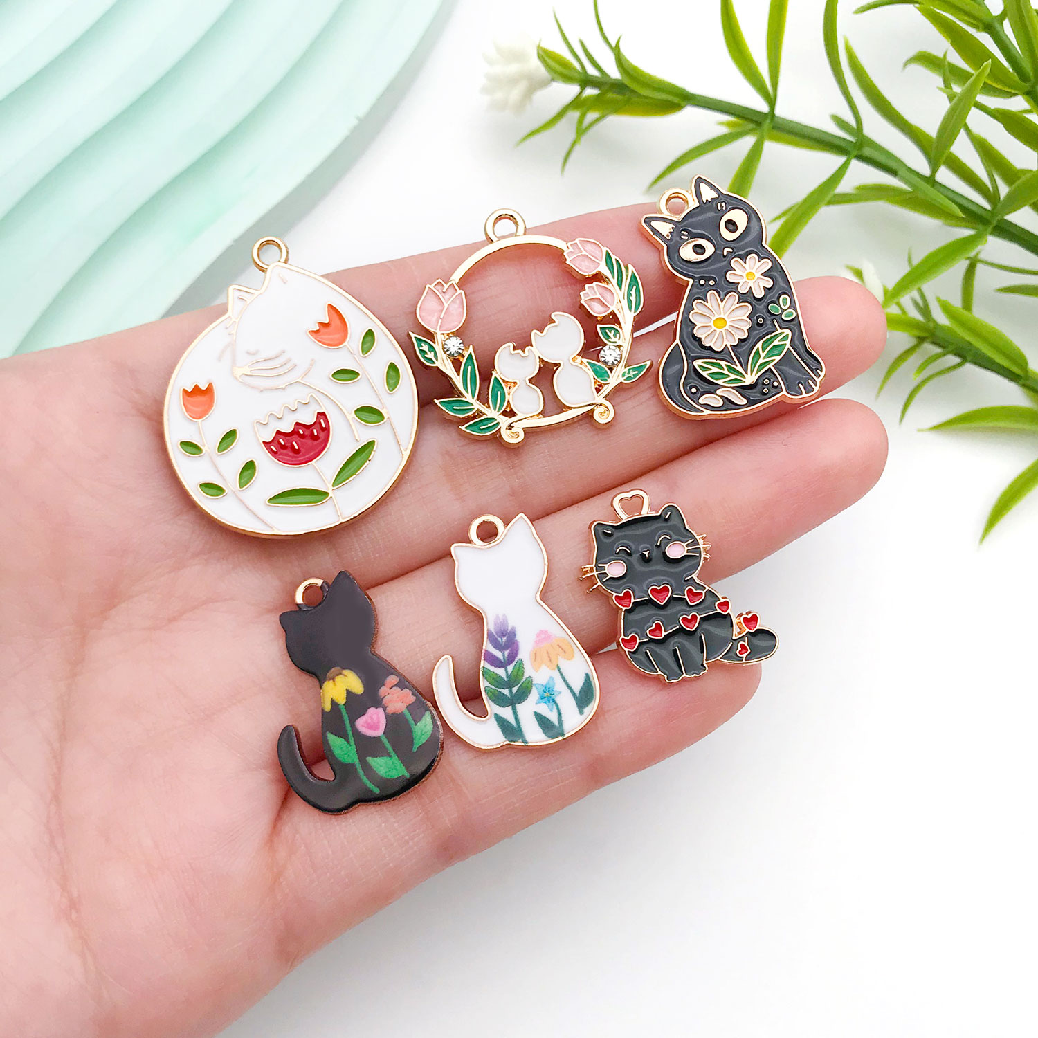 5/10개 수지 인기 고양이 참 세트 - 수제 귀걸이, - Resin Art Bracelet 리뷰 및 가격